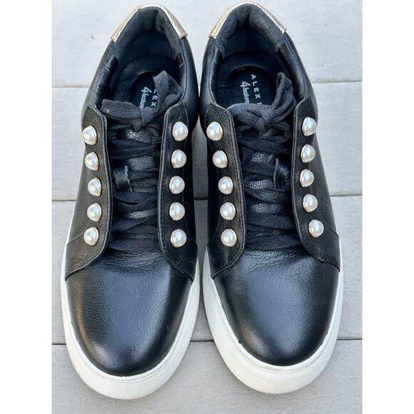 Size 6.5 - Alex Marie Wrenna Pearl Stud - Black Leather / Gold Heel - Picture 2 of 12